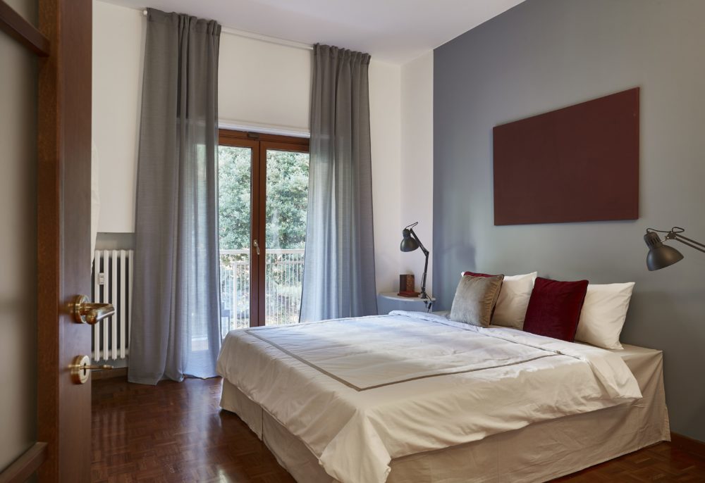 Casa venduta velocemente camera matrimoniale home staging dopo 1 | Forme Vende Case